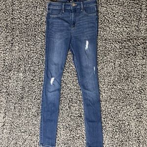 Hollister High-Rise Jean Legging| Size: 3R, W26, L28